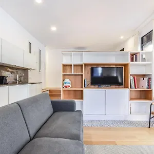 https://loft-reformado-en-la-plaza-de-ventas.besthotelstoledo.com